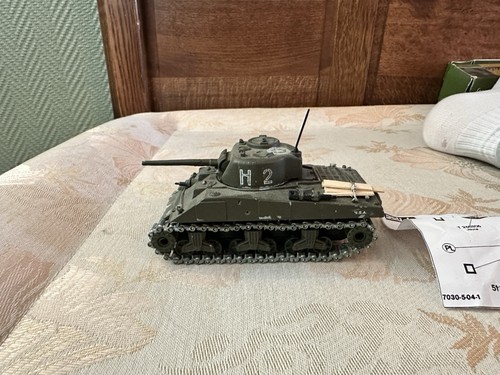 Tank solido sherman neuf - sherman,